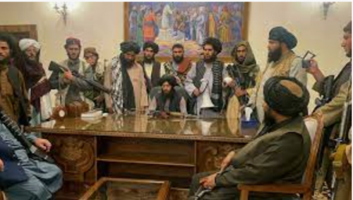 Les talibans à Kaboul